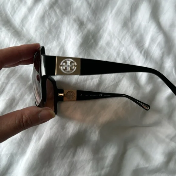 Tory Burch Sunglasses | Barely Used - Picture 3 of 7
